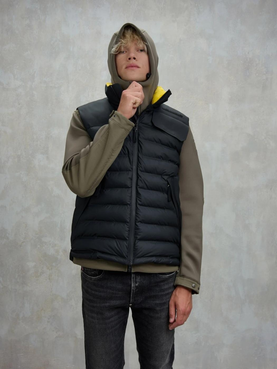 Chaleco BLAUER TECH Negro